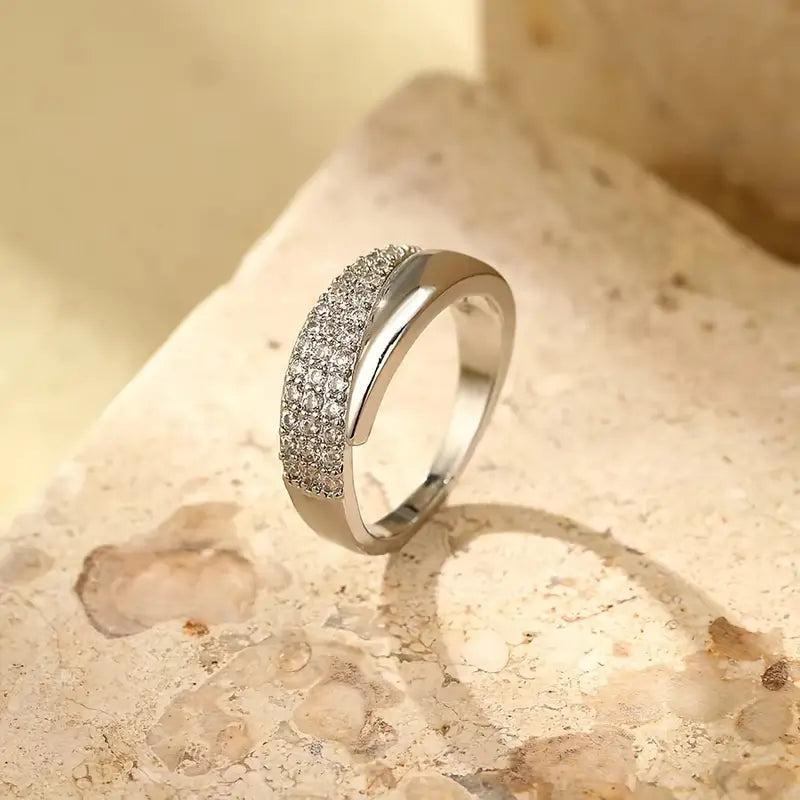 Aimee – Two-Tone Pavé Band Ring