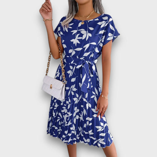 Florienne – Pleated Dress with Playful Charm