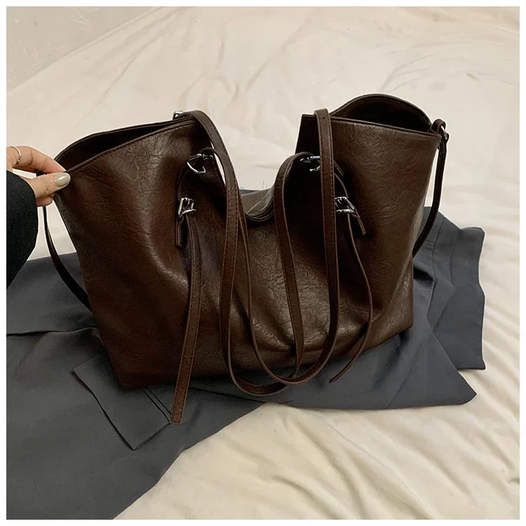 Augusta – Roomy Daily Tote with Leather Finish