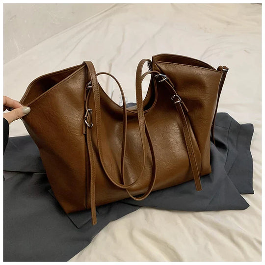 Augusta – Roomy Daily Tote with Leather Finish
