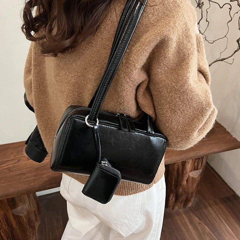 Ariel – Convertible Bag with Removable Wallet