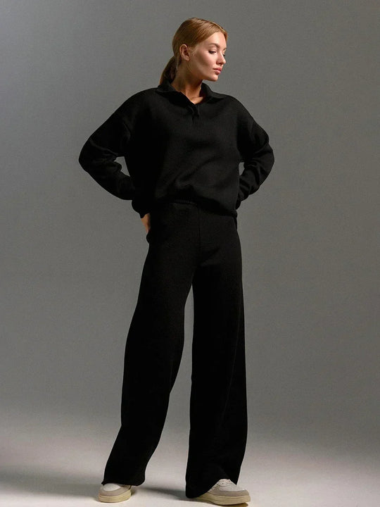 Lyanna – Minimalist Knit Two-Piece Lounge Set for Women