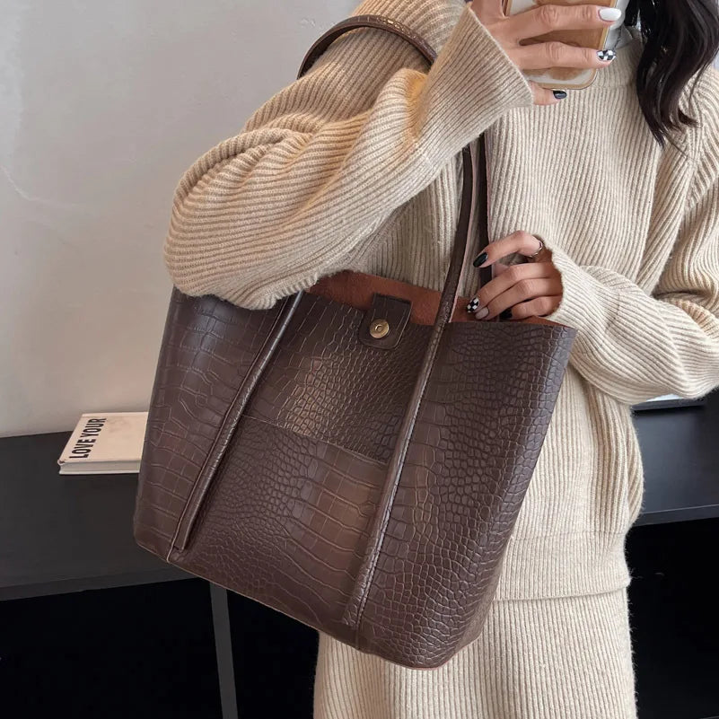Roseanne – Structured Leather Tote Bag for Women