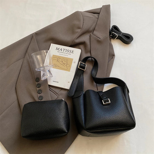 Arianna – Contemporary Leather-Style Bucket Bag