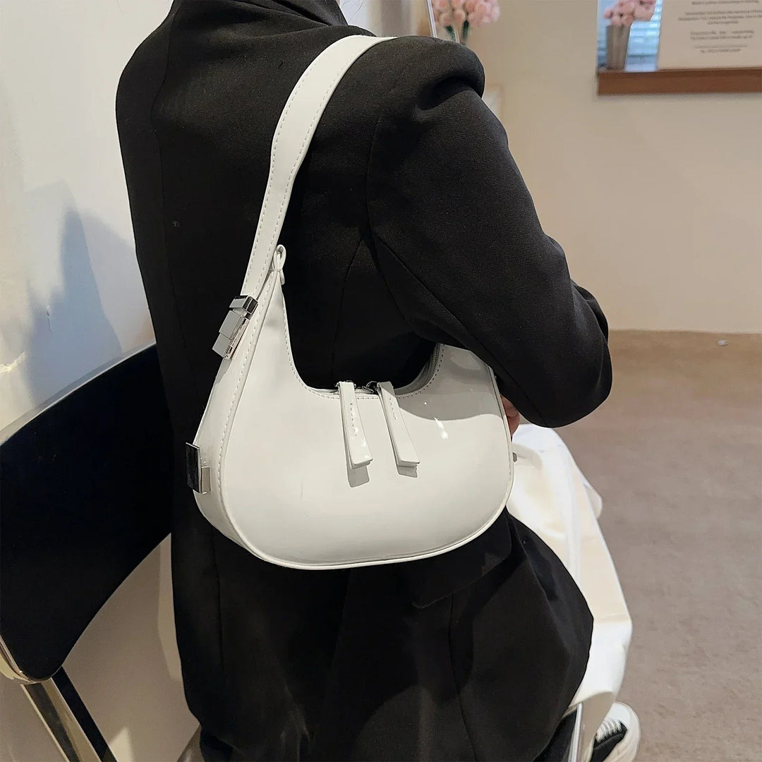 Anny – Glossy Vintage Crescent Shoulder Bag