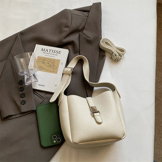 Arianna – Contemporary Leather-Style Bucket Bag