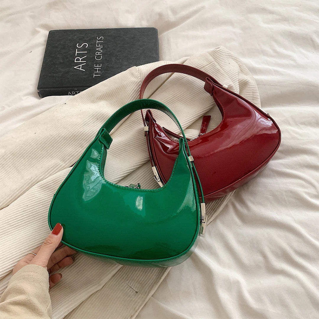Anny – Glossy Vintage Crescent Shoulder Bag