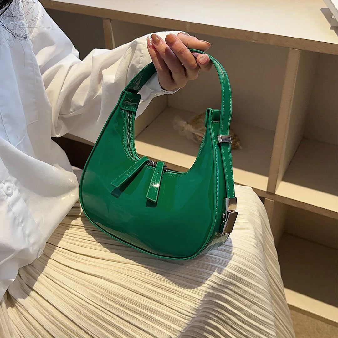 Anny – Glossy Vintage Crescent Shoulder Bag