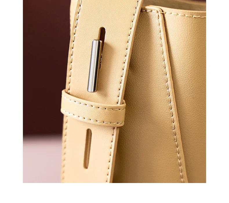 Beata – Chic Sandy Shoulder Bag with Faux Leather Strap