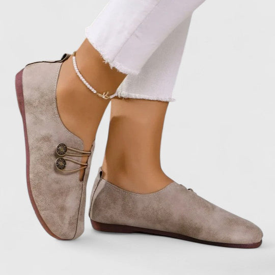 Melvoura – Minimalist Suede Loafers for Women