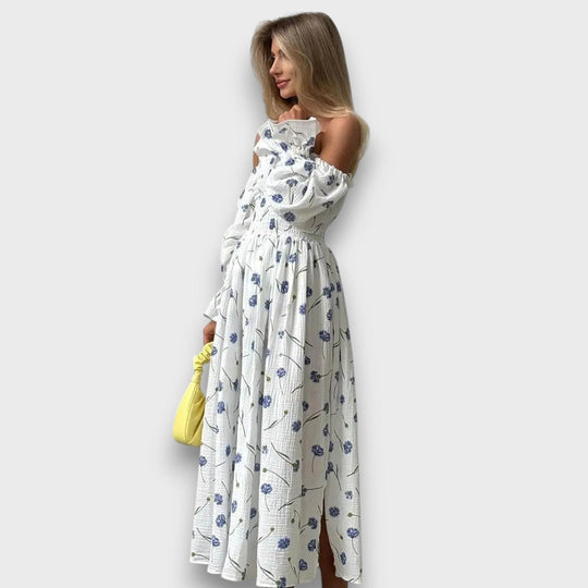 Cyarina – Off-the-Shoulder Dress with Floral Lightness