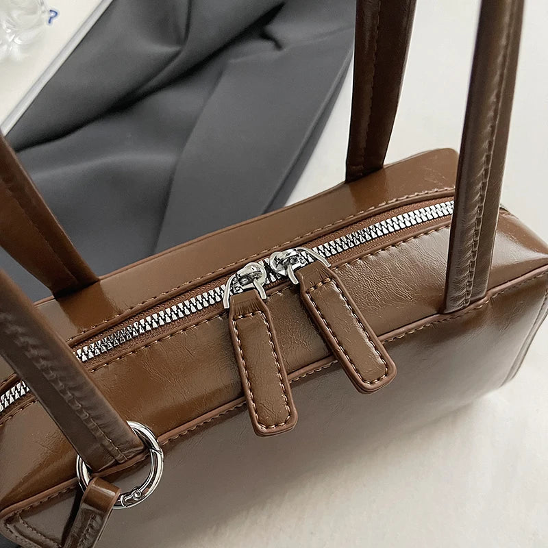 Ariel – Convertible Bag with Removable Wallet
