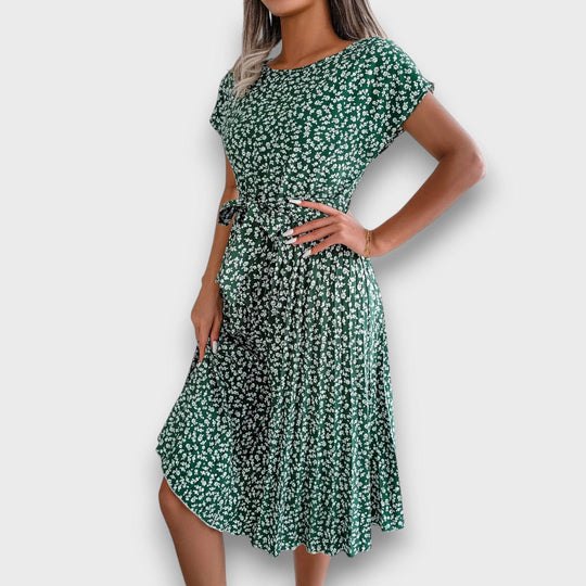 Florienne – Pleated Dress with Playful Charm