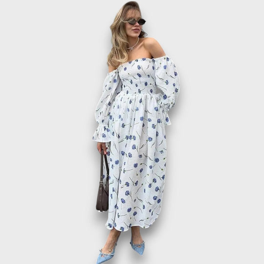 Cyarina – Off-the-Shoulder Dress with Floral Lightness