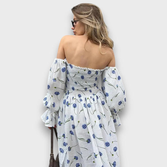 Cyarina – Off-the-Shoulder Dress with Floral Lightness