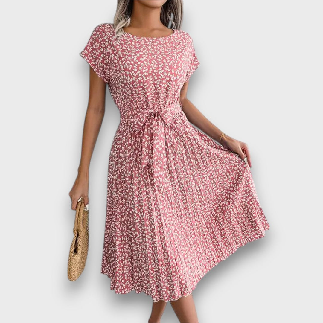Florienne – Pleated Dress with Playful Charm
