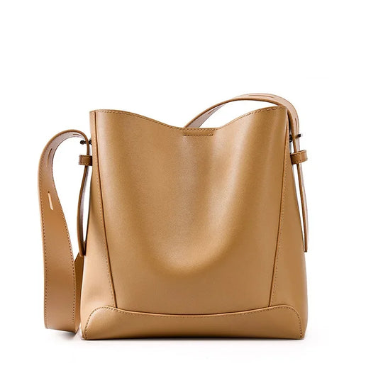 Beata – Chic Sandy Shoulder Bag with Faux Leather Strap