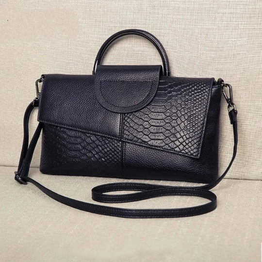Annemarie – Black Structured Leather Handbag