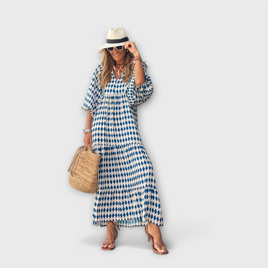 Camila – Maxi Dress with Retro Print and Statement Cut