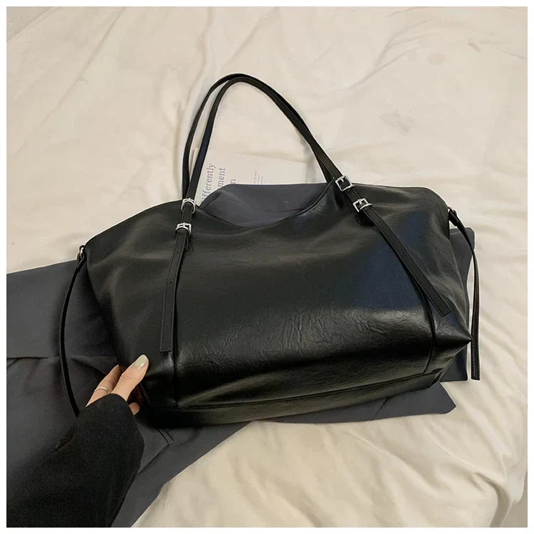 Augusta – Roomy Daily Tote with Leather Finish