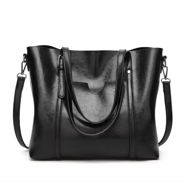 Amilia – Spacious Tote Bag Crafted from Soft Vegan Leather