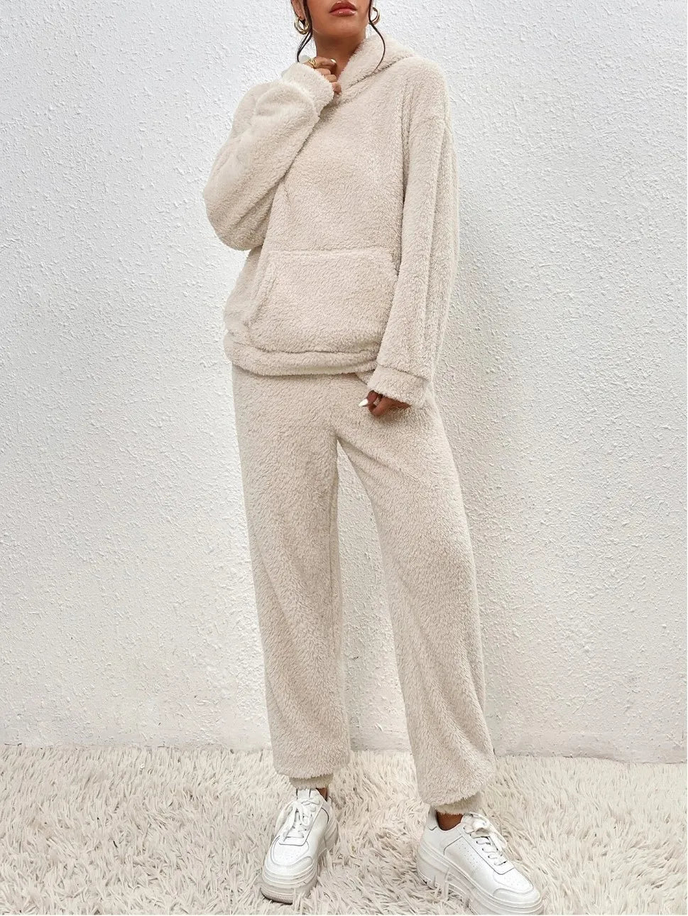 Lilianna– Fuzzy Hooded Loungewear Set for Women