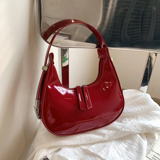 Anny – Glossy Vintage Crescent Shoulder Bag