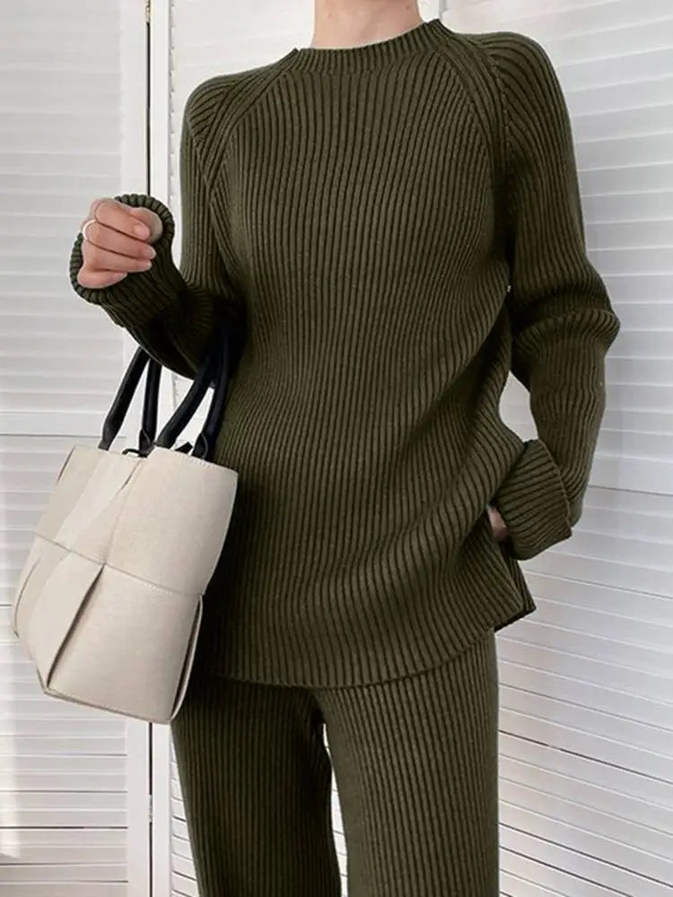 Elliot – Minimalist Ribbed Knit Lounge Set for Women