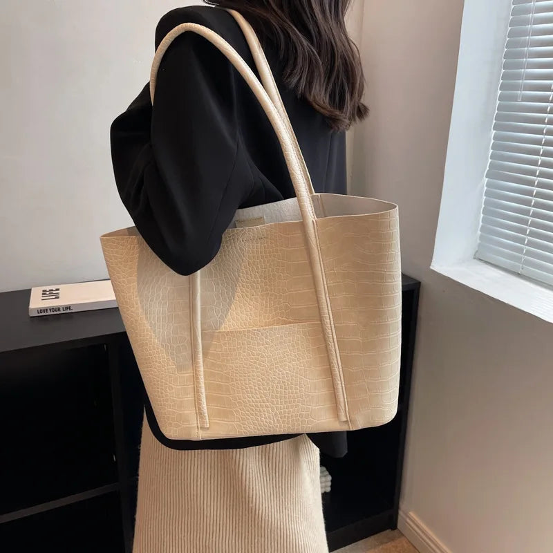 Roseanne – Structured Leather Tote Bag for Women