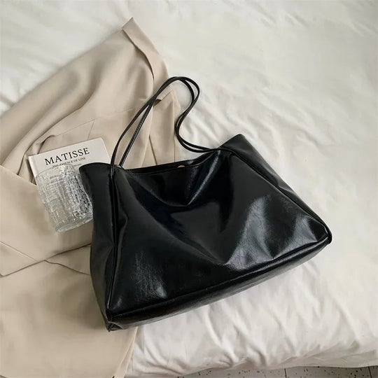 Ayleen – Large Brown Leather-Style Tote Bag