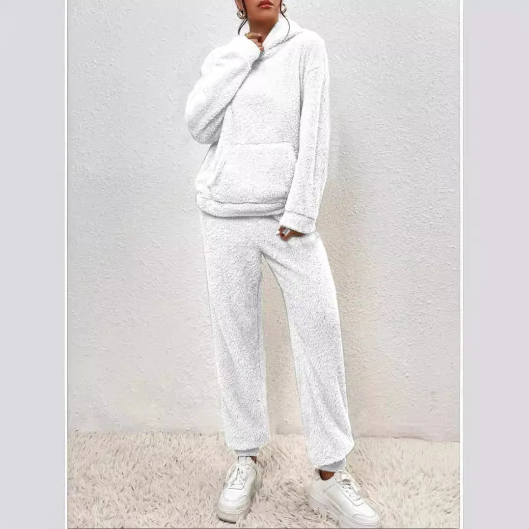 Lilianna– Fuzzy Hooded Loungewear Set for Women