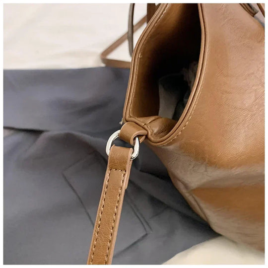 Augusta – Roomy Daily Tote with Leather Finish