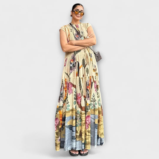 Marienna – Maxi Dress with Artistic Pleats