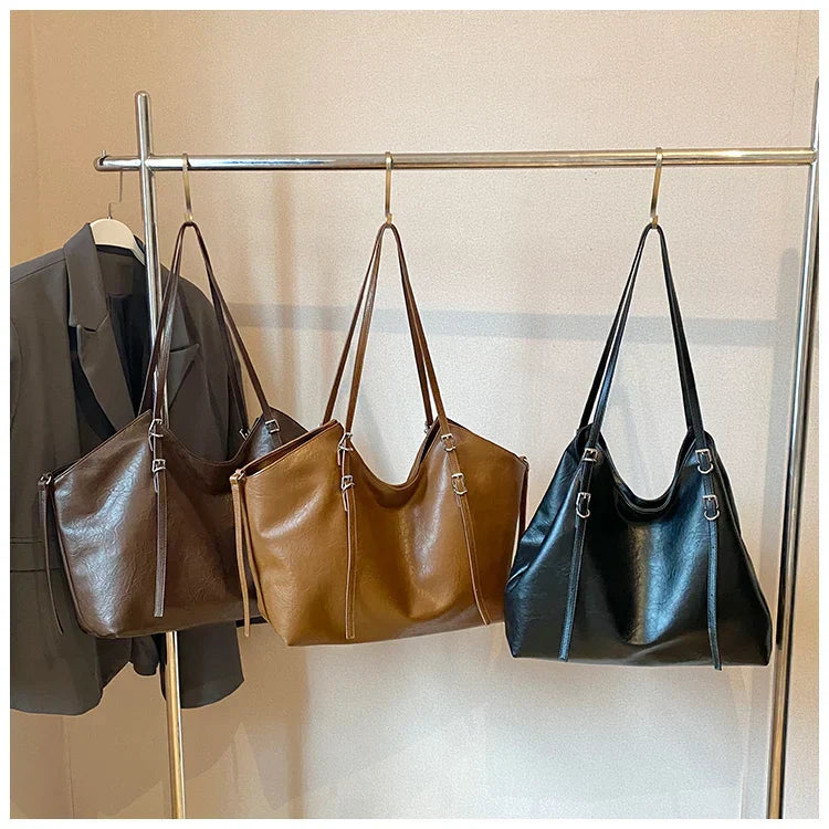 Augusta – Roomy Daily Tote with Leather Finish