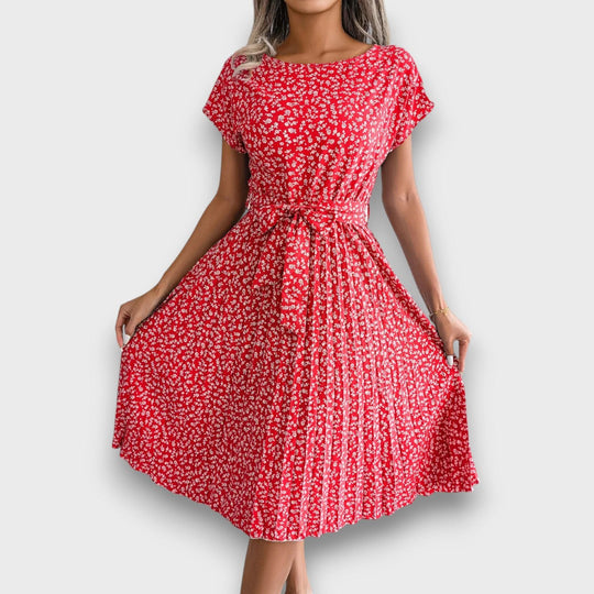 Florienne – Pleated Dress with Playful Charm