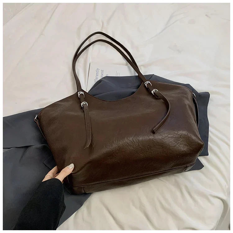 Augusta – Roomy Daily Tote with Leather Finish