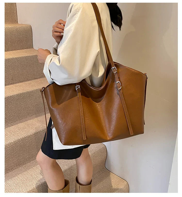 Augusta – Roomy Daily Tote with Leather Finish