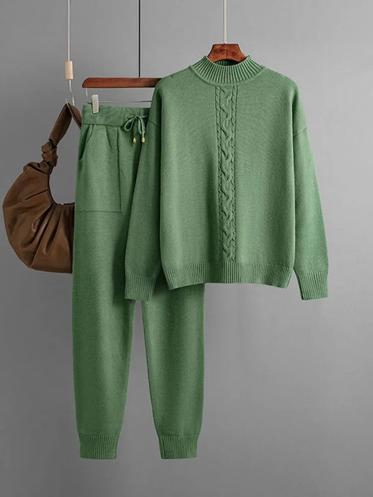 Salome – Cable Knit Two-Piece Lounge Set for Women