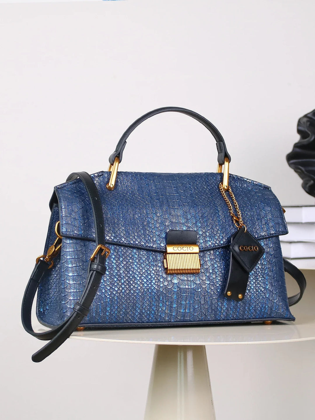 Fay – Structured Leather Handbag for Women