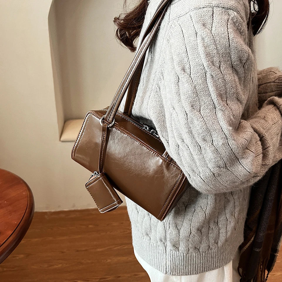 Ariel – Convertible Bag with Removable Wallet
