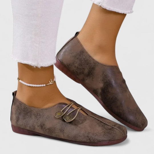 Melvoura – Minimalist Suede Loafers for Women