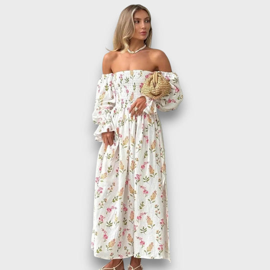 Cyarina – Off-the-Shoulder Dress with Floral Lightness