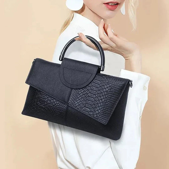 Annemarie – Black Structured Leather Handbag