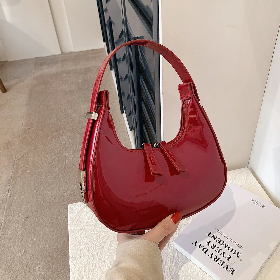 Anny – Glossy Vintage Crescent Shoulder Bag