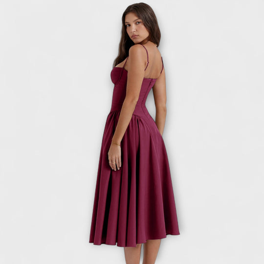 Ameline – Feminine Midi Dress with Waist Focus