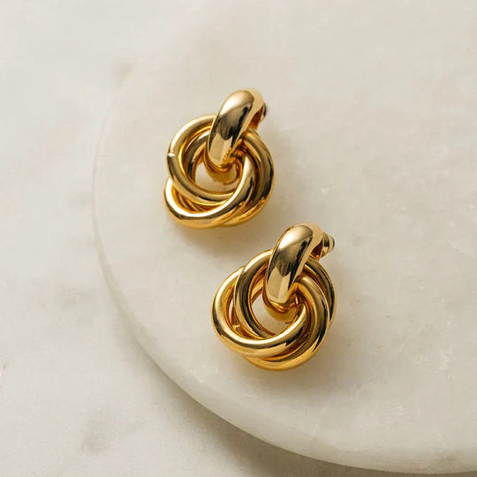 Lyndsy – Gold Knot Stud Earrings