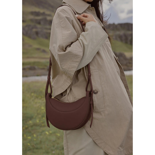 Sienna – Modern Crescent Leather Shoulder Bag for Women
