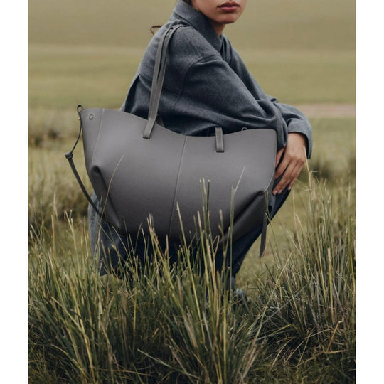 Amarelle – Oversized Leather Tote Bag for Women
