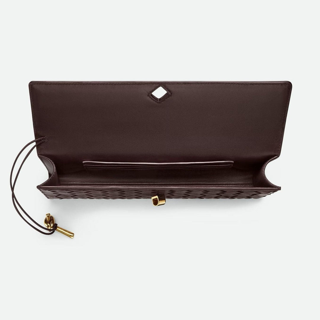 Parker – Sophisticated Woven Leather Clutch for Women