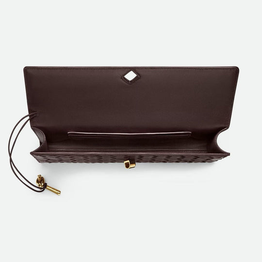 Parker – Sophisticated Woven Leather Clutch for Women